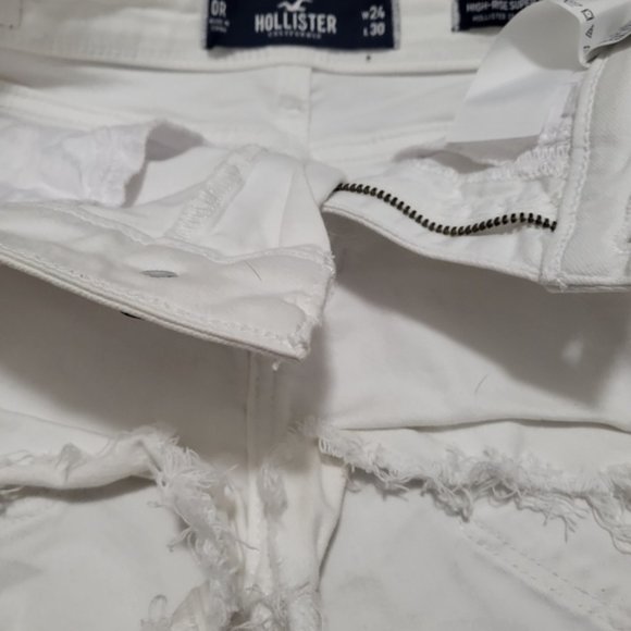 2/$15 HOLLISTER HIGH RISE SUPER SKINNY SHORTS - Picture 7 of 11